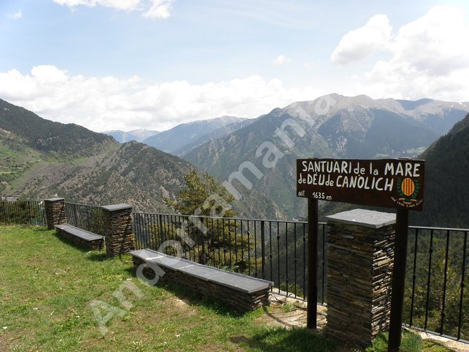 Panorama depuis les terrasses du Sanctuaire de Canolich