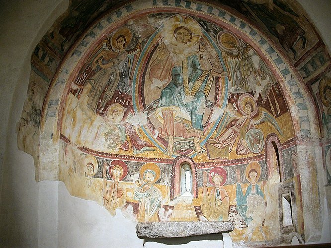 Repr&eacute;sentation du Christ avec &agrave; sa droite l'Archange Saint Michel auquel est d&eacute;di&eacute;e l'&eacute;glise Sant Miquel d'Engolasters.